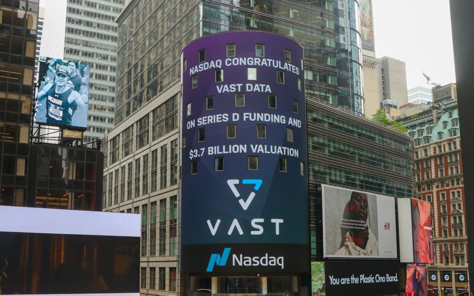 vast-data-3-7-billion